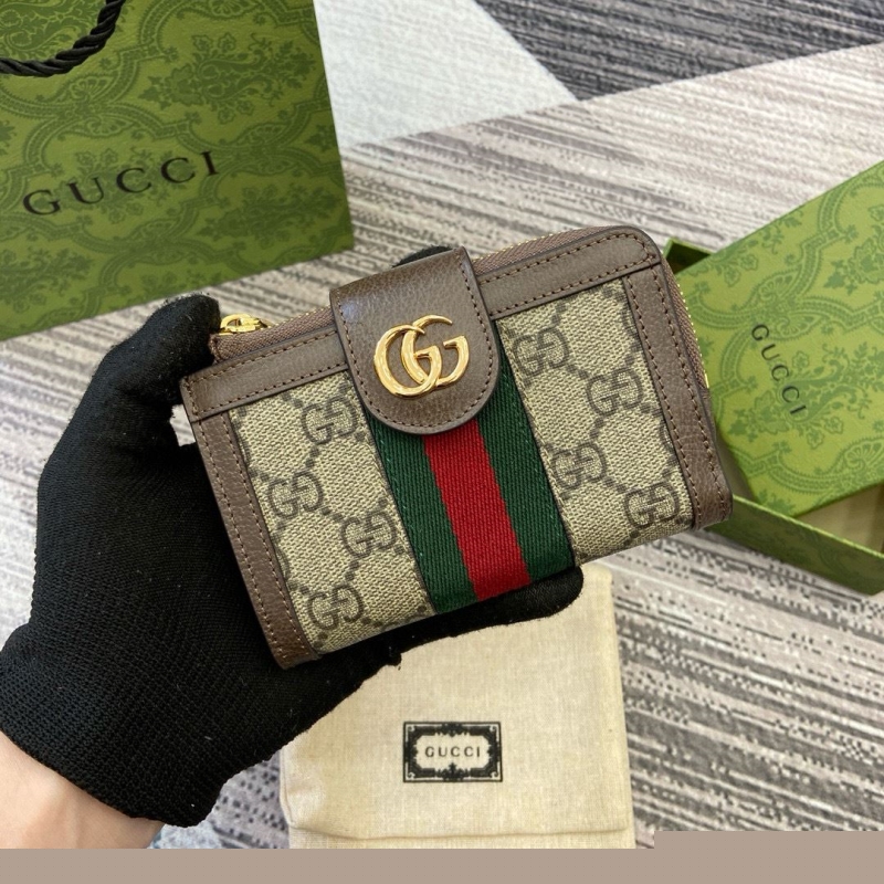 G*u*i wallets & purse